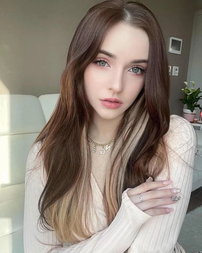 Ảnh gái Nga nude nóng bỏng cuốn hút