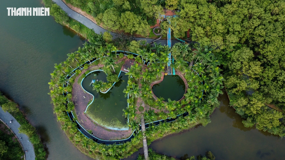 Công viên nước ma mị ở Huế