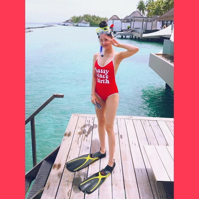 Hyomin (T-ara) với phong cách thời trang ấn tượng, tôn lên vẻ đẹp hình thể