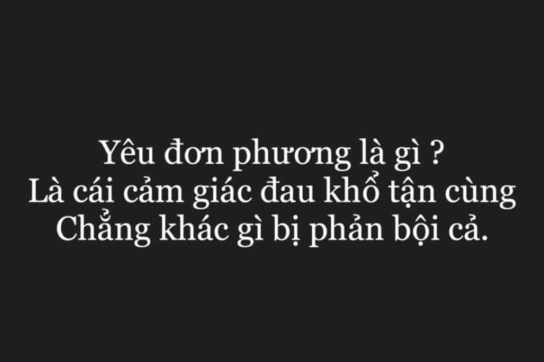 Cô gái buồn nhìn về phía xa